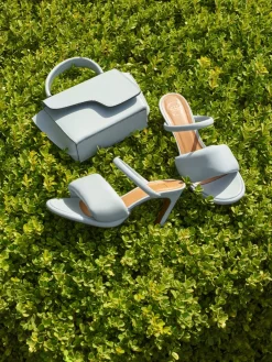 ATP Atelier Agnone Nappa Sandaler Med Klackar Pastellbla Best