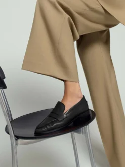 ATP Atelier Airola Nappa Loafers Svart New