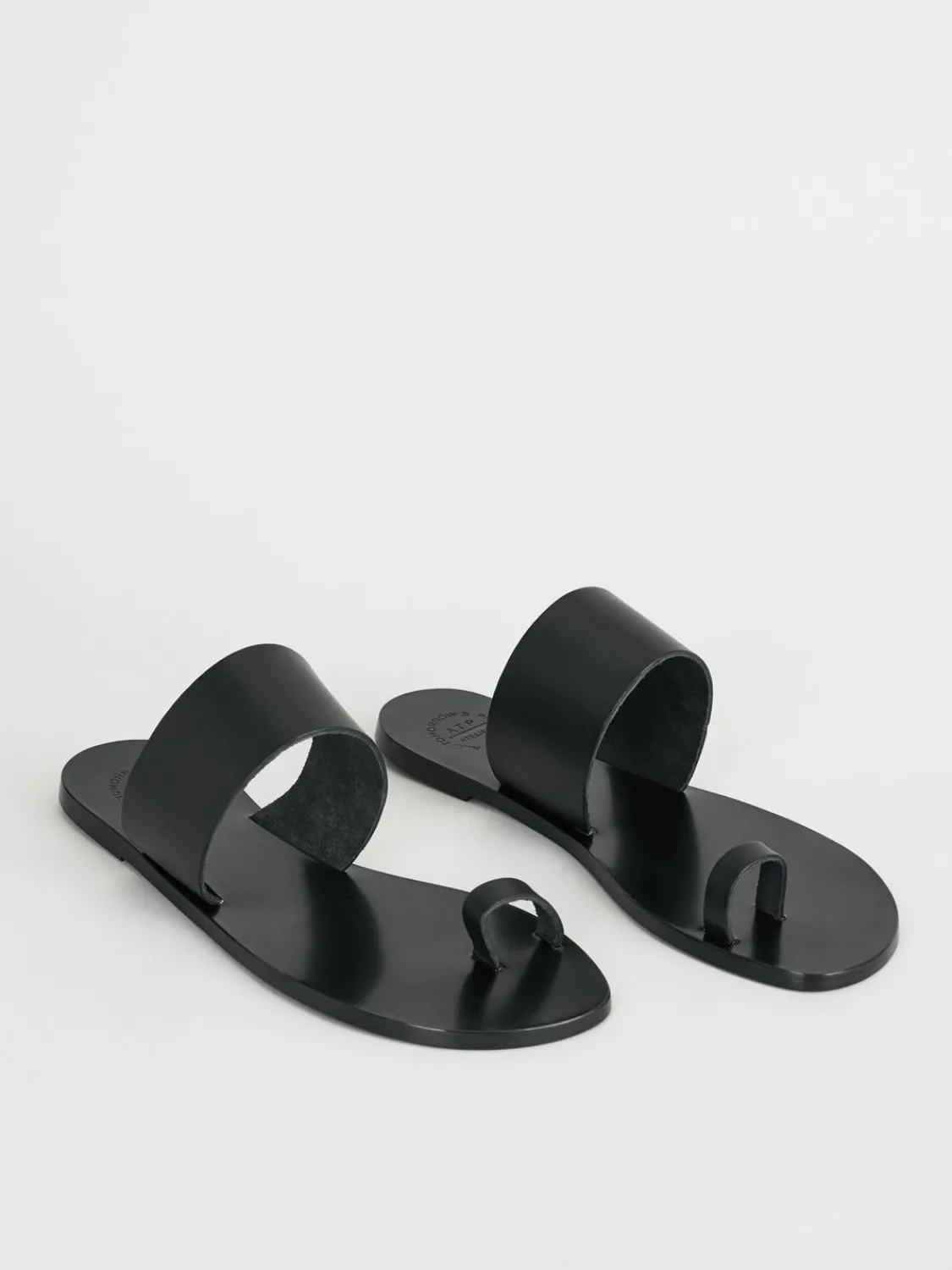 ATP Atelier Astrid Lader Platta Sandaler Svart Hot