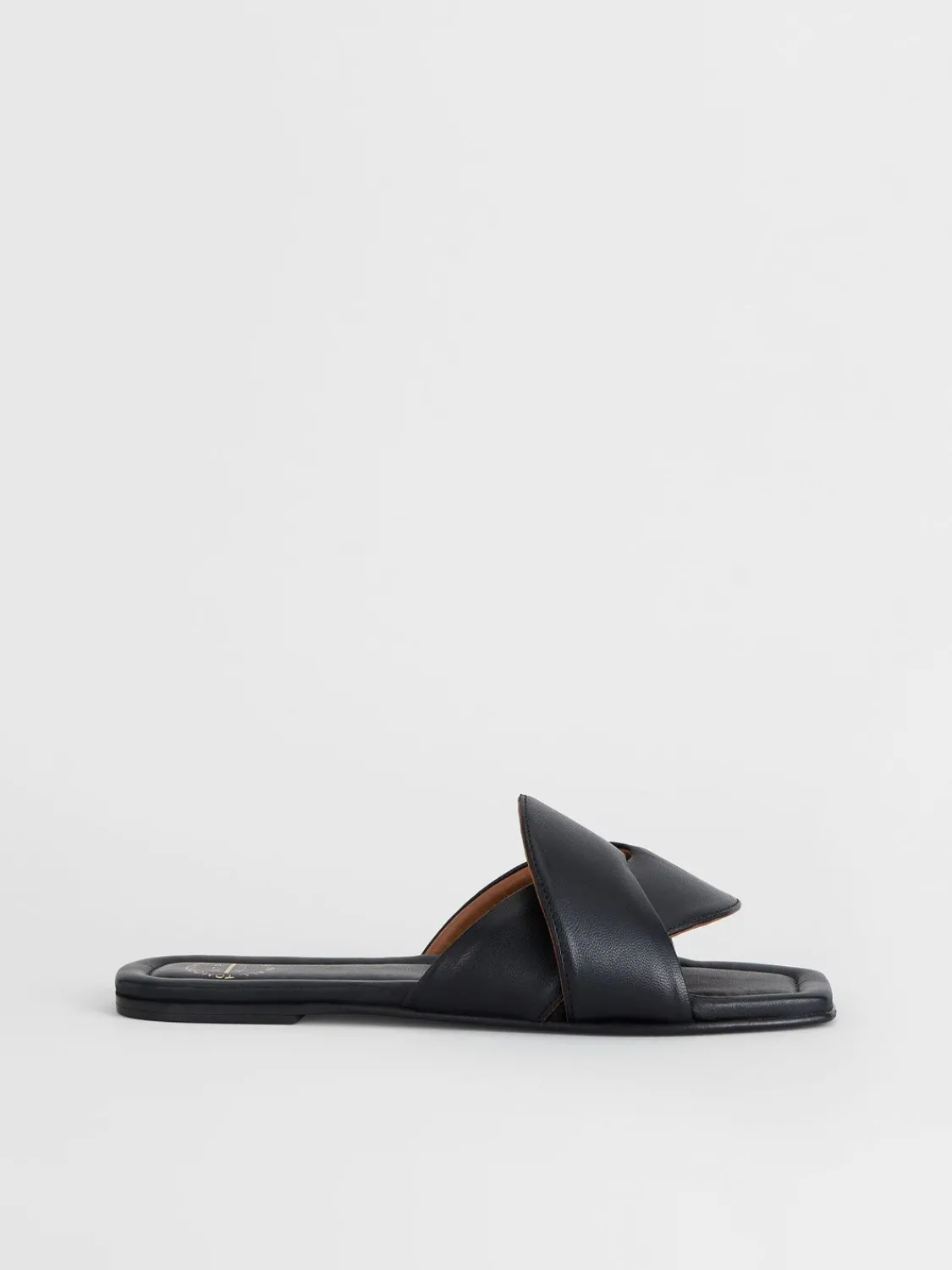 ATP Atelier Capurso Nappa Platta Sandaler Svart Shop