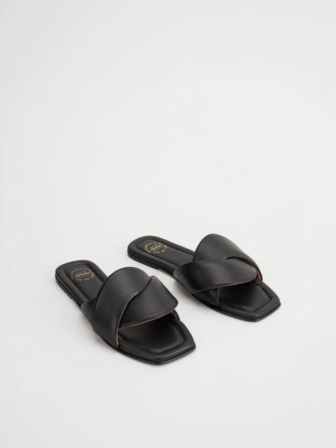 ATP Atelier Capurso Nappa Platta Sandaler Svart Shop