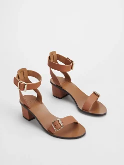ATP Atelier Carmen Lader Ankelrem Klackar Brandy Fashion